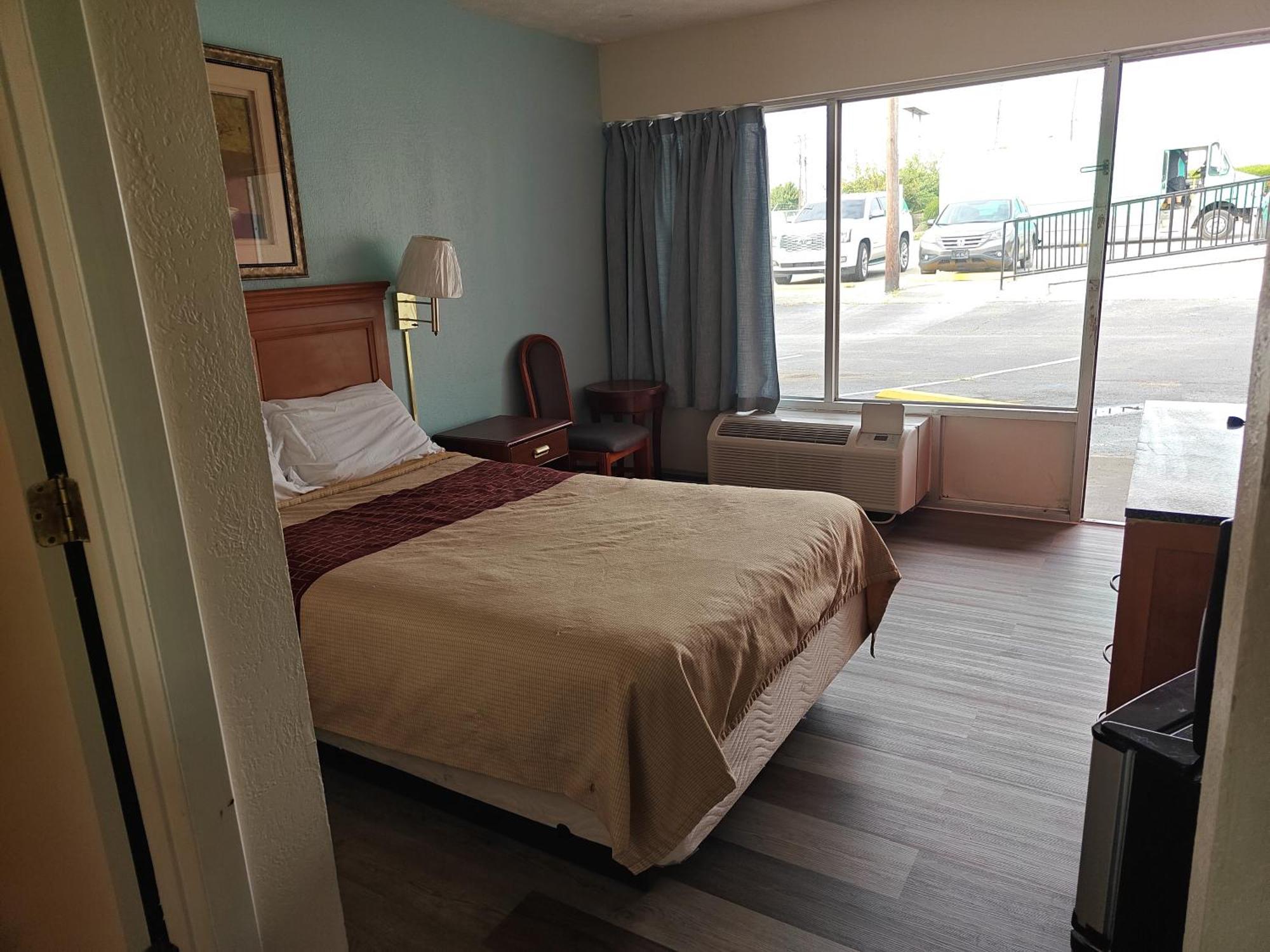 ريتشموند Countryside Inn Motel الغرفة الصورة